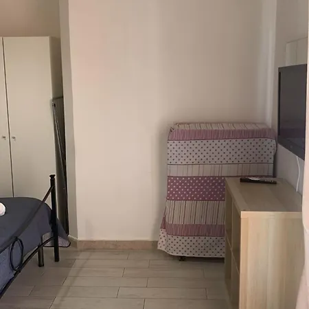 Zeus Apartment *